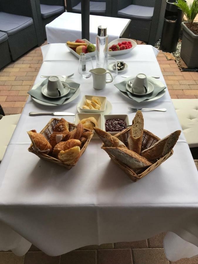 Hotel Au Petit Pont La Wantzenau Dış mekan fotoğraf